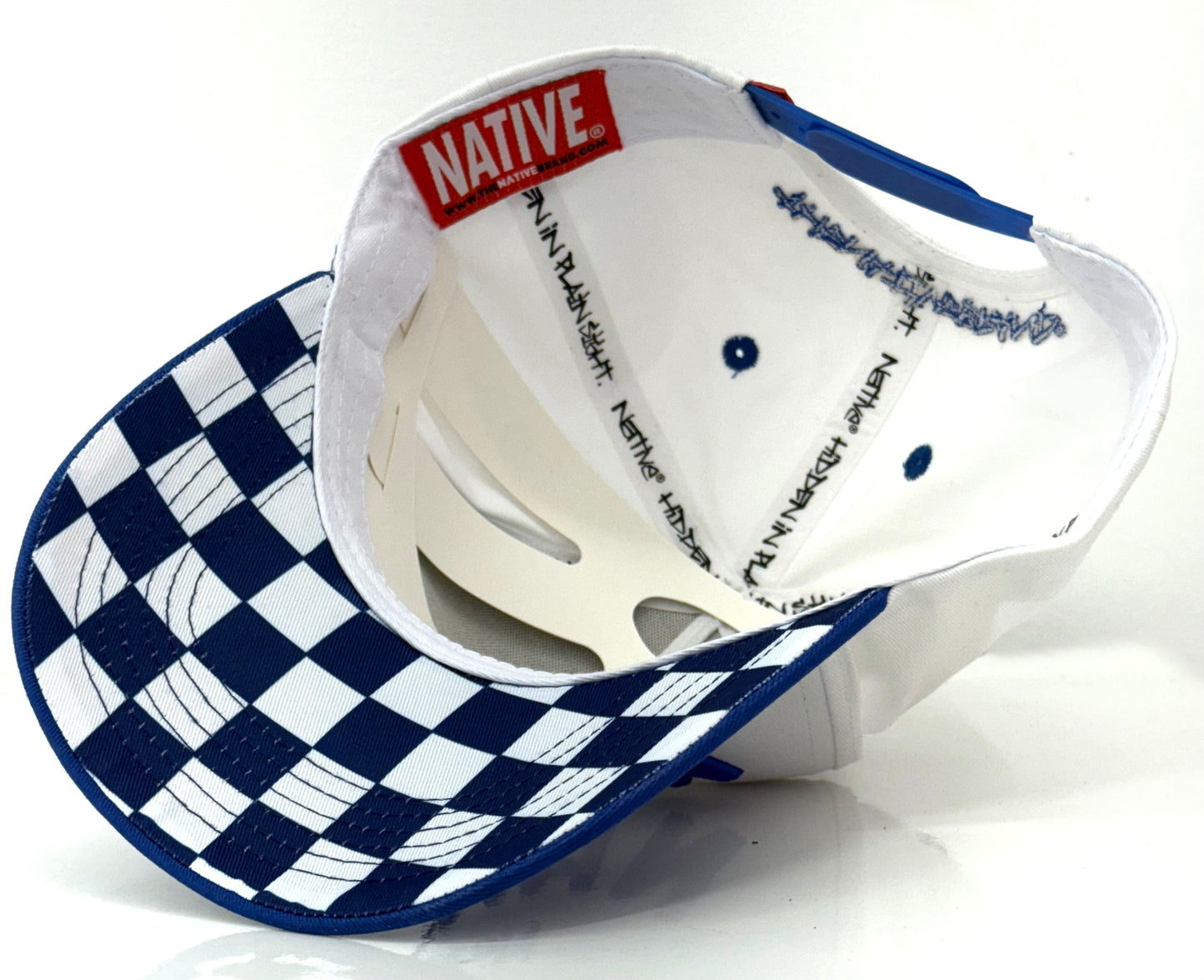 Nº859 White Checkered UK Hat *Limited to Only /50